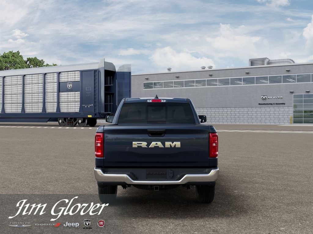 2026 RAM 1500 RAM 1500 TRADESMAN QUAD CAB 4X2 6'4' BOX