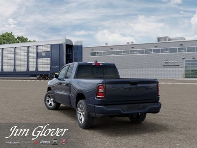 2026 RAM 1500 RAM 1500 EXPRESS QUAD CAB 4X2 6'4' BOX