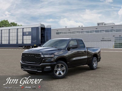 2026 RAM 1500 RAM 1500 EXPRESS QUAD CAB 4X2 6'4' BOX