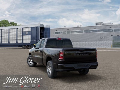2026 RAM 1500 RAM 1500 EXPRESS QUAD CAB 4X2 6'4' BOX