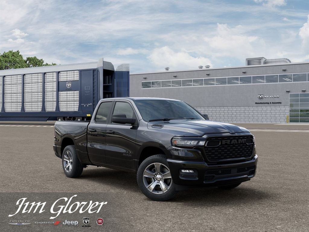 2026 RAM 1500 RAM 1500 EXPRESS QUAD CAB 4X2 6'4' BOX