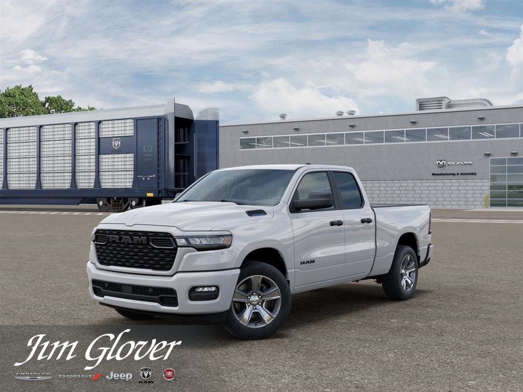 2026 RAM 1500 RAM 1500 EXPRESS QUAD CAB 4X2 6'4' BOX