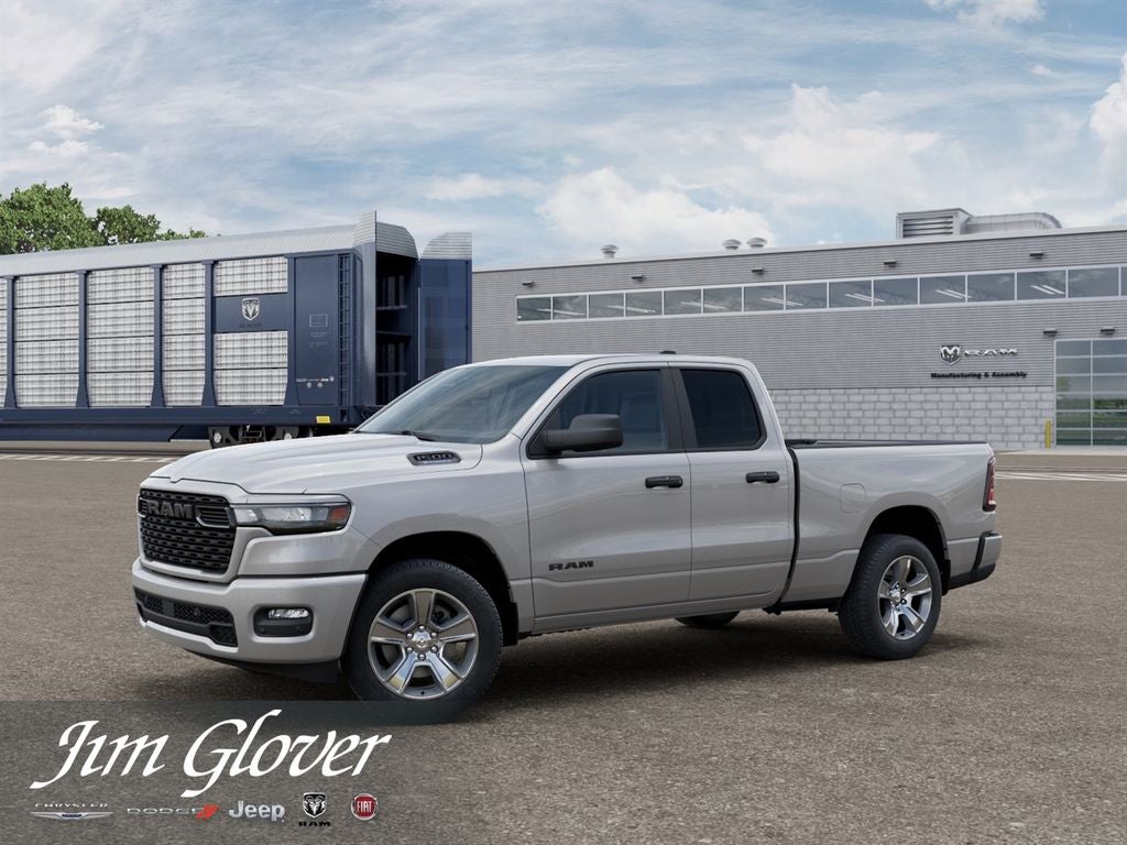 2026 RAM 1500 RAM 1500 EXPRESS QUAD CAB 4X2 6'4' BOX