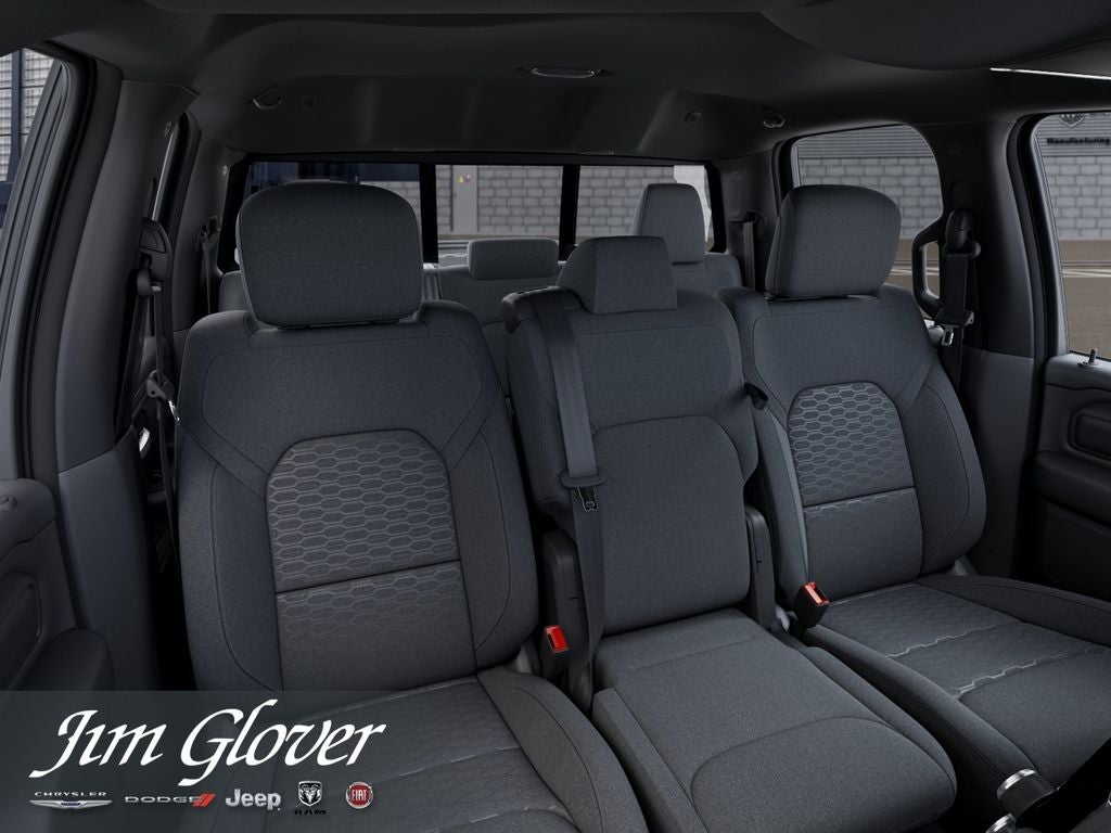 2026 RAM 1500 RAM 1500 EXPRESS QUAD CAB 4X2 6'4' BOX