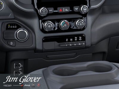 2026 RAM 1500 RAM 1500 EXPRESS QUAD CAB 4X2 6'4' BOX