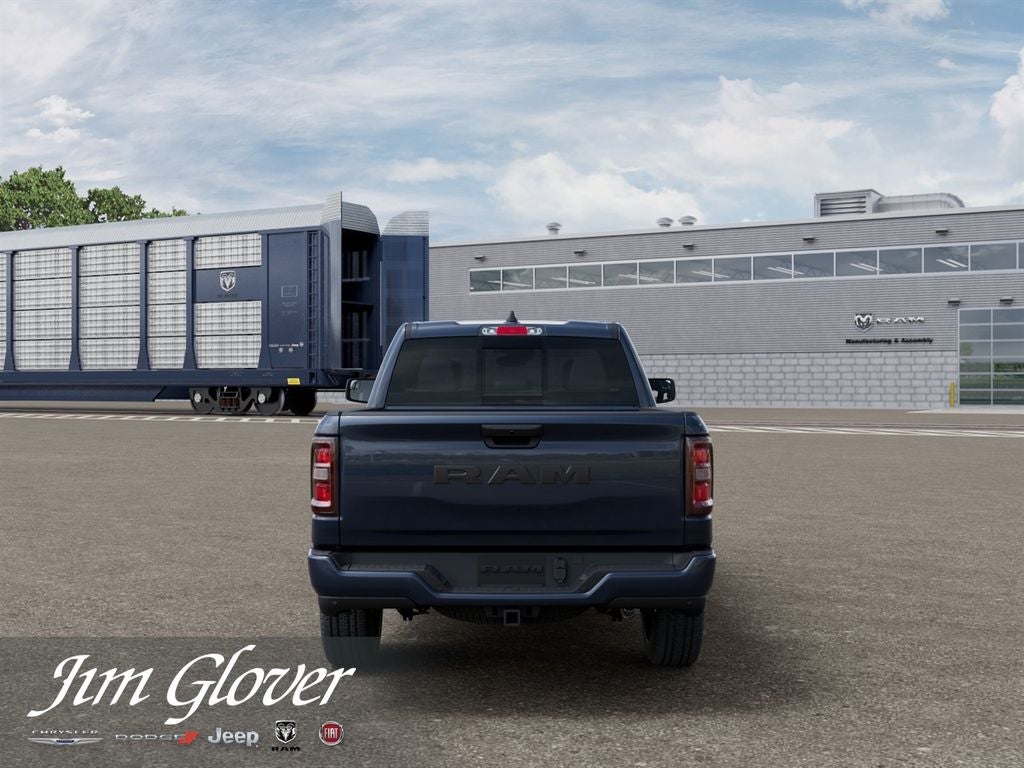 2026 RAM 1500 RAM 1500 EXPRESS QUAD CAB 4X2 6'4' BOX