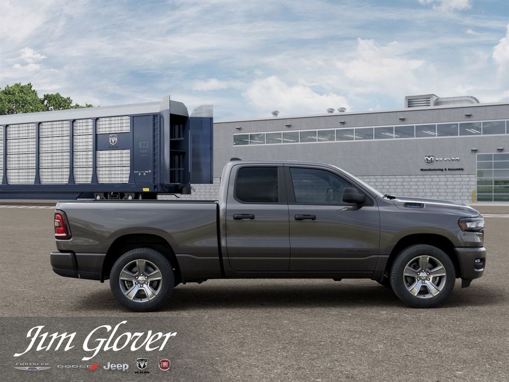 2026 RAM 1500 RAM 1500 EXPRESS QUAD CAB 4X2 6'4' BOX