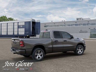 2026 RAM 1500 RAM 1500 EXPRESS QUAD CAB 4X2 6'4' BOX