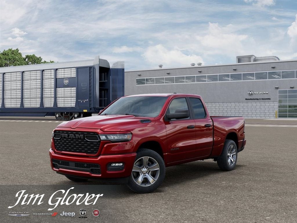 2026 RAM 1500 RAM 1500 EXPRESS QUAD CAB 4X2 6'4' BOX