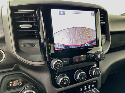 2026 RAM 1500 RAM 1500 EXPRESS QUAD CAB 4X2 6'4' BOX