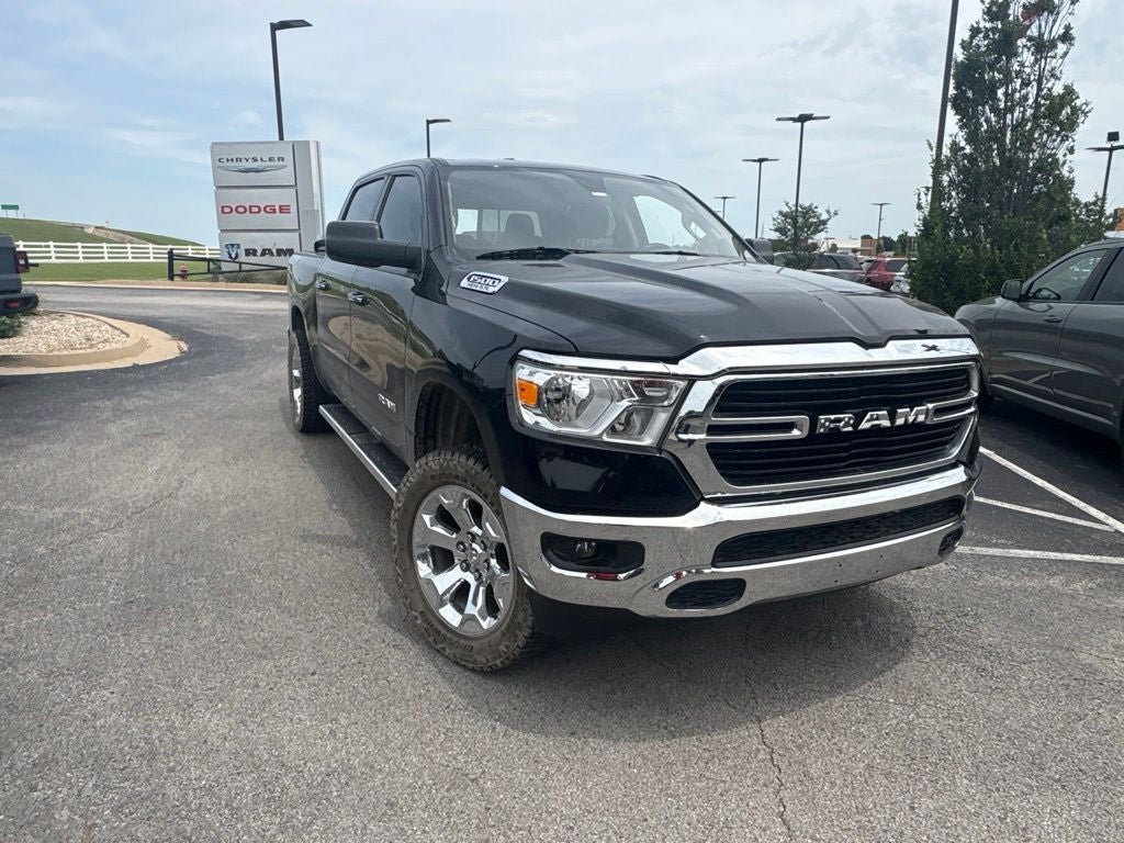 2020 RAM 1500 Big Horn Crew Cab 4x4 5'7' Box