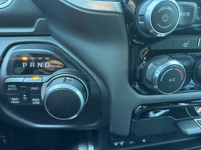 2019 RAM 1500 Big Horn/Lone Star Crew Cab 4x4 5'7' Box