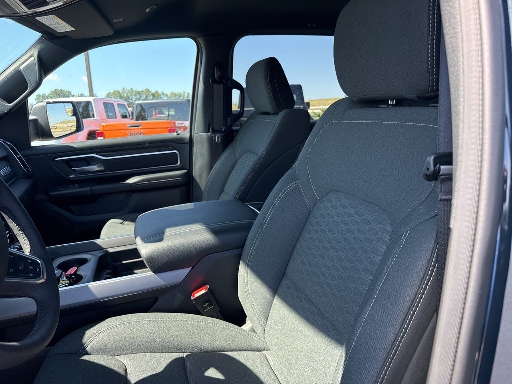 2026 RAM 1500 Big Horn Crew Cab 4x4 5'7' Box