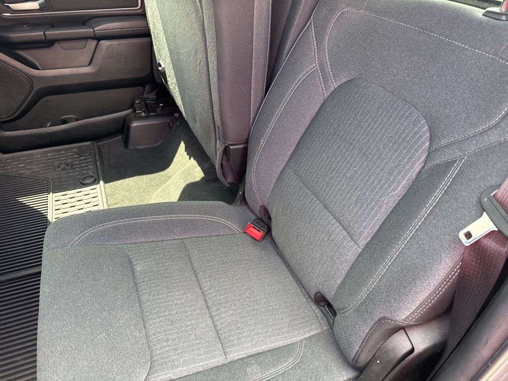 2020 RAM 1500 Big Horn Crew Cab 4x4 5'7' Box