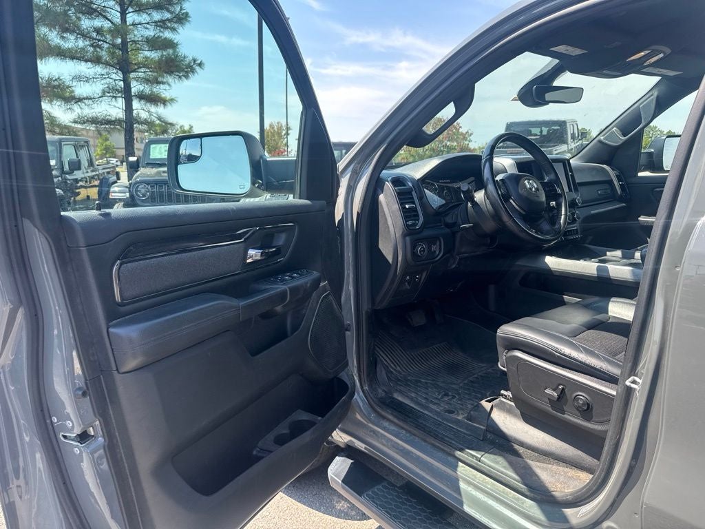 2020 RAM 1500 Big Horn Crew Cab 4x4 5'7' Box