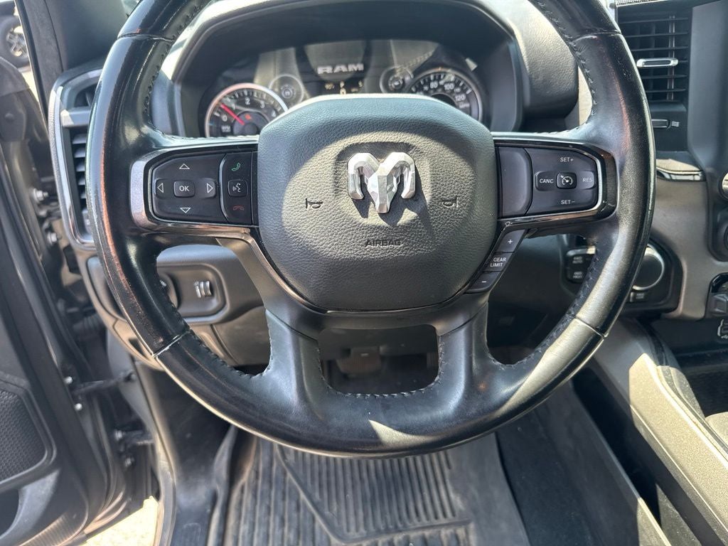 2020 RAM 1500 Big Horn Crew Cab 4x4 5'7' Box