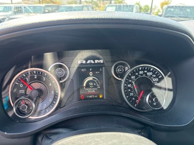 2020 RAM 1500 Big Horn Crew Cab 4x4 5'7' Box
