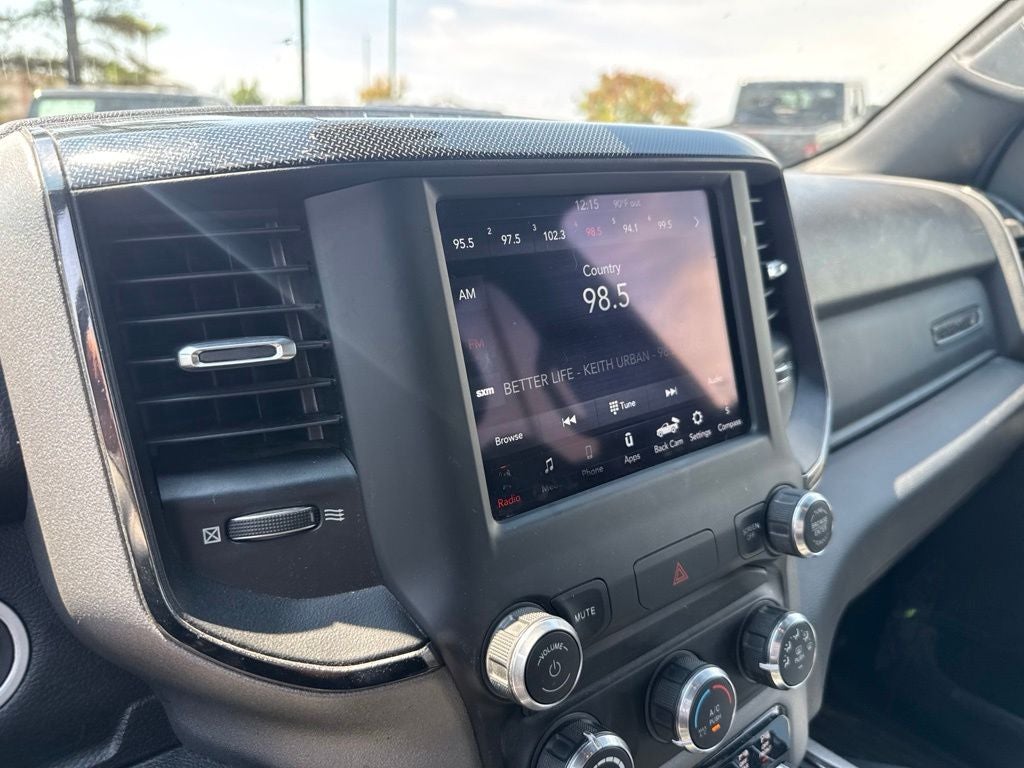 2020 RAM 1500 Big Horn Crew Cab 4x4 5'7' Box