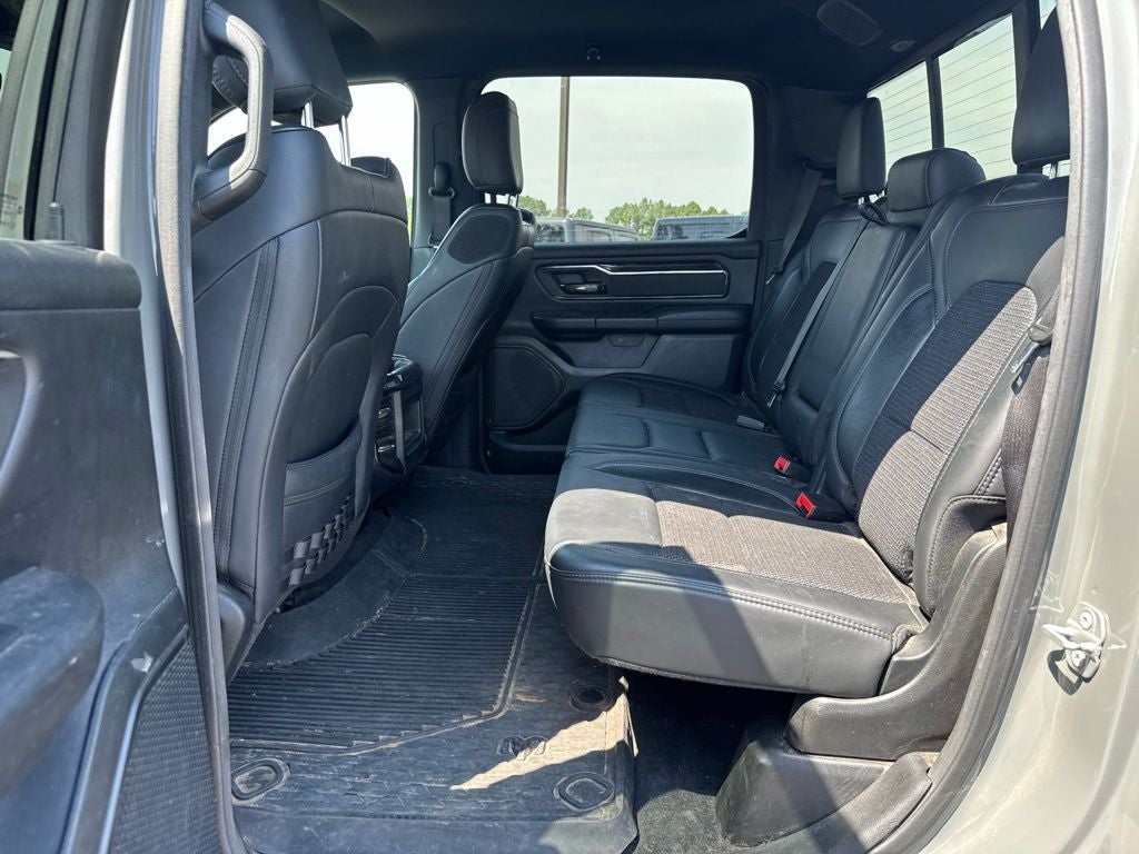 2020 RAM 1500 Big Horn Crew Cab 4x4 5'7' Box