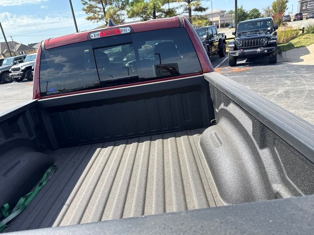 2026 RAM 1500 Warlock Crew Cab 4x4 5'7' Box
