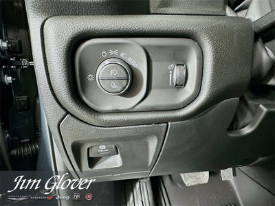 2026 RAM 1500 RAM 1500 WARLOCK CREW CAB 4X4 5'7' BOX