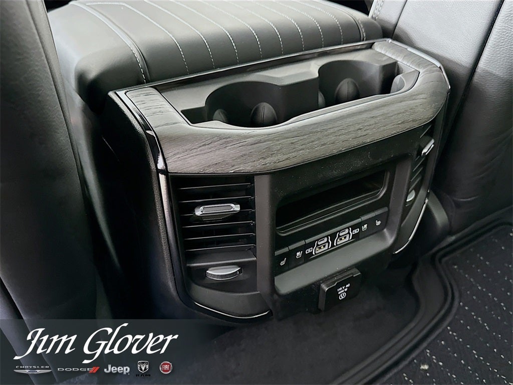 2026 RAM 1500 RAM 1500 LIMITED CREW CAB 4X4 5'7' BOX