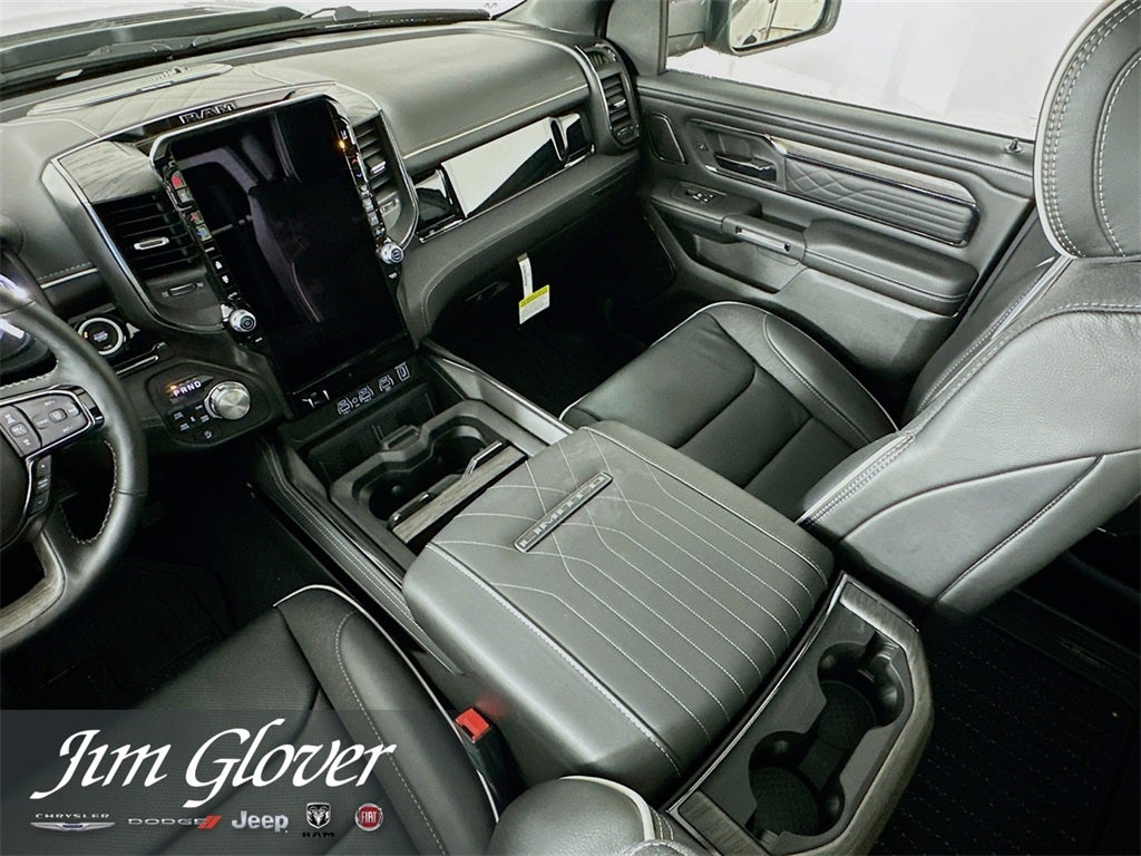 2026 RAM 1500 RAM 1500 LIMITED CREW CAB 4X4 5'7' BOX