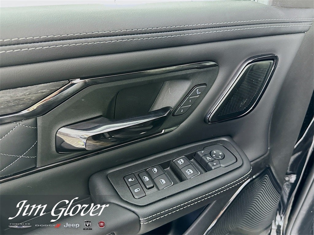 2026 RAM 1500 RAM 1500 LIMITED CREW CAB 4X4 5'7' BOX