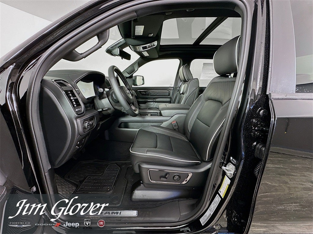 2026 RAM 1500 RAM 1500 LIMITED CREW CAB 4X4 5'7' BOX