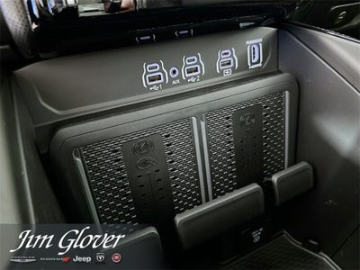 2026 RAM 1500 RAM 1500 LIMITED CREW CAB 4X4 5'7' BOX