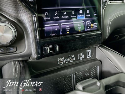 2026 RAM 1500 RAM 1500 LIMITED CREW CAB 4X4 5'7' BOX