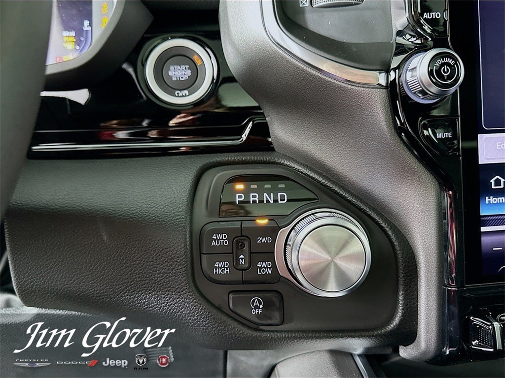 2026 RAM 1500 RAM 1500 LARAMIE CREW CAB 4X4 5'7' BOX