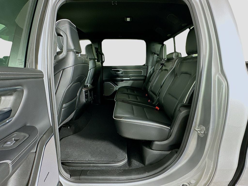 2025 RAM 1500 Laramie Crew Cab 4x4 5'7' Box