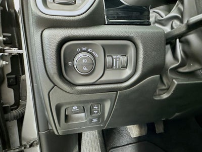 2025 RAM 1500 Laramie Crew Cab 4x4 5'7' Box
