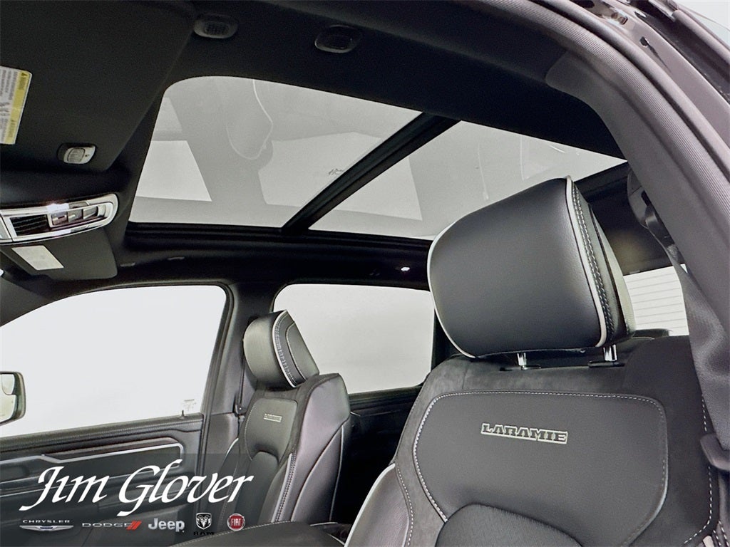 2026 RAM 1500 RAM 1500 LARAMIE CREW CAB 4X4 5'7' BOX