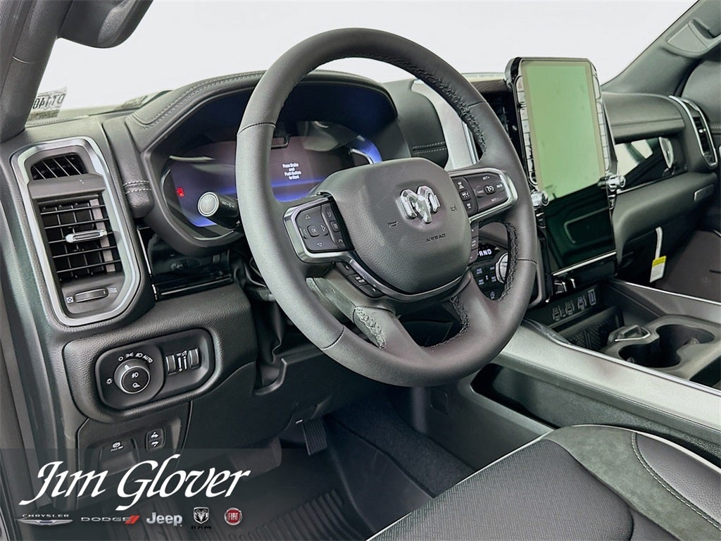 2026 RAM 1500 RAM 1500 LARAMIE CREW CAB 4X4 5'7' BOX