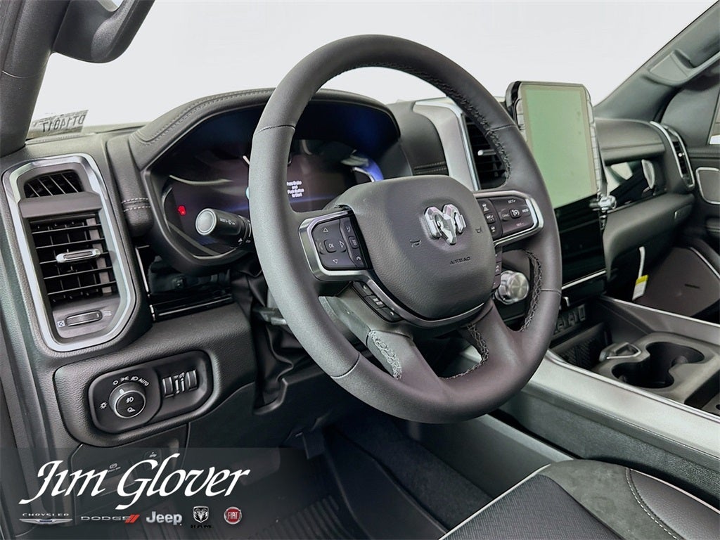 2026 RAM 1500 RAM 1500 LARAMIE CREW CAB 4X4 5'7' BOX