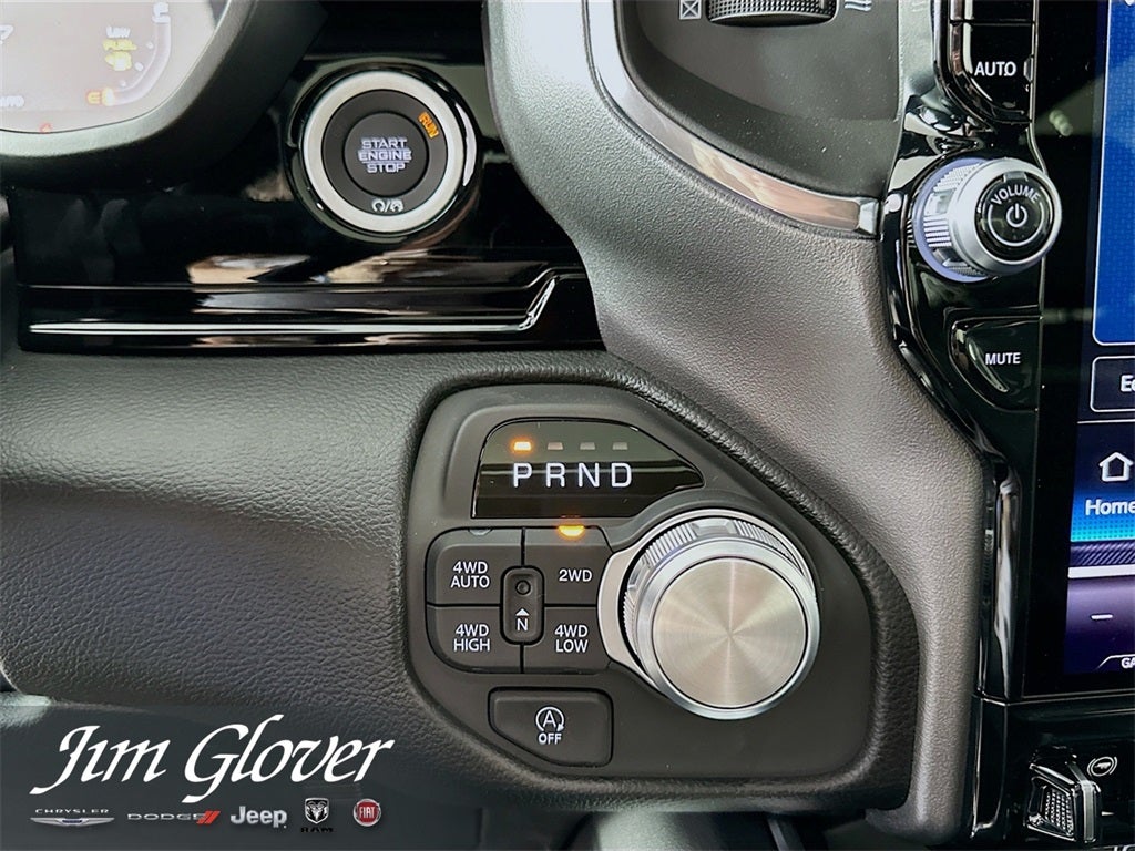 2026 RAM 1500 RAM 1500 LARAMIE CREW CAB 4X4 5'7' BOX