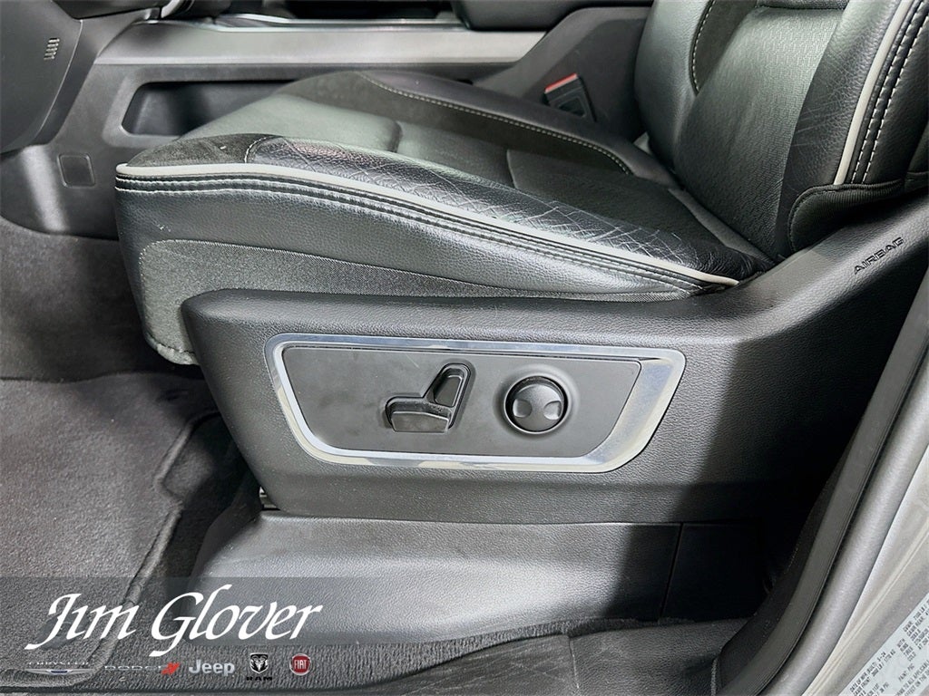 2025 RAM 1500 Laramie Crew Cab 4x4 5'7' Box