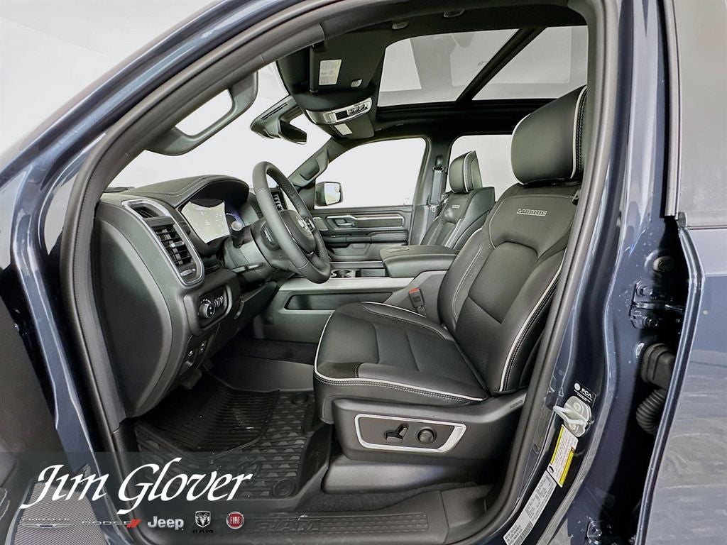 2026 RAM 1500 Laramie Crew Cab 4x4 5'7' Box