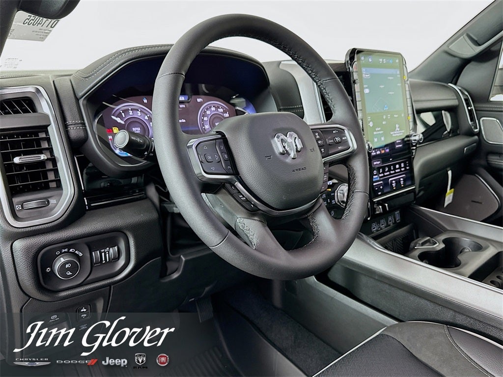 2026 RAM 1500 RAM 1500 LARAMIE CREW CAB 4X4 5'7' BOX