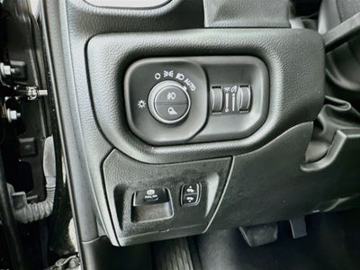 2025 RAM 1500 Laramie Crew Cab 4x4 5'7' Box