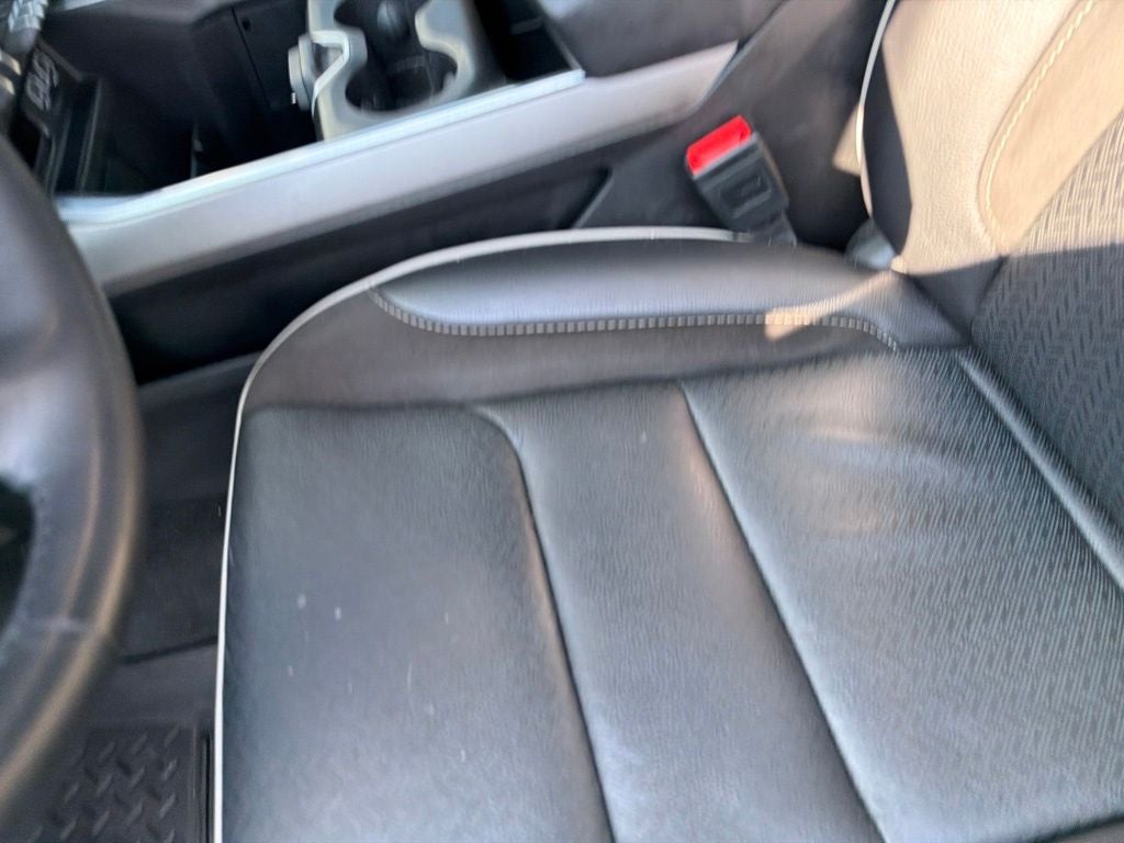 2023 RAM 1500 Laramie Crew Cab 4x4 5'7' Box