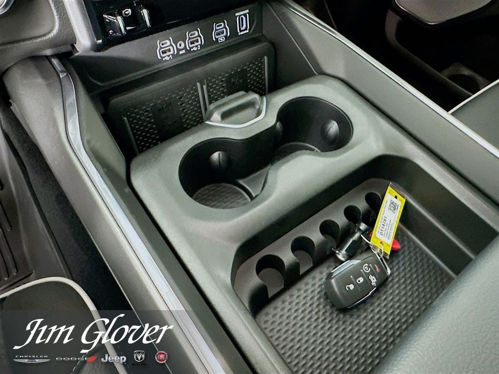 2026 RAM 1500 RAM 1500 LARAMIE CREW CAB 4X4 5'7' BOX