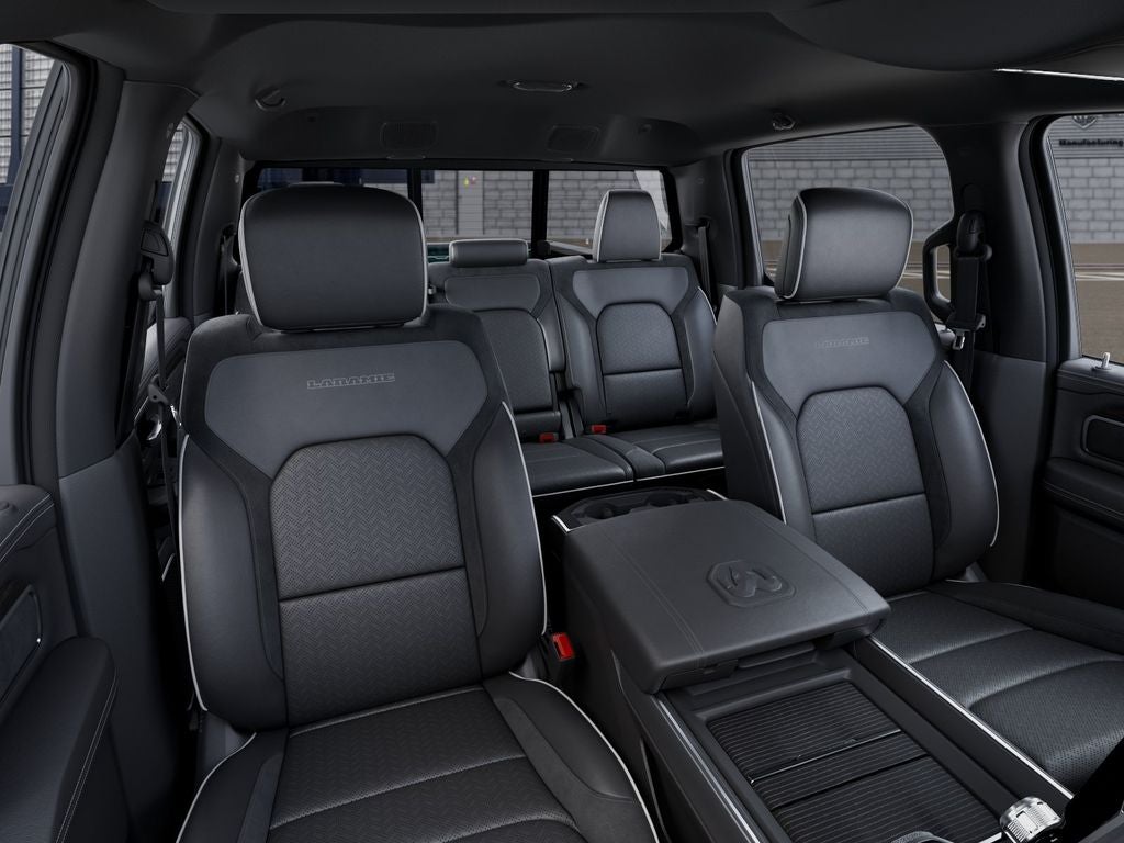 2026 RAM 1500 RAM 1500 LARAMIE CREW CAB 4X4 5'7' BOX