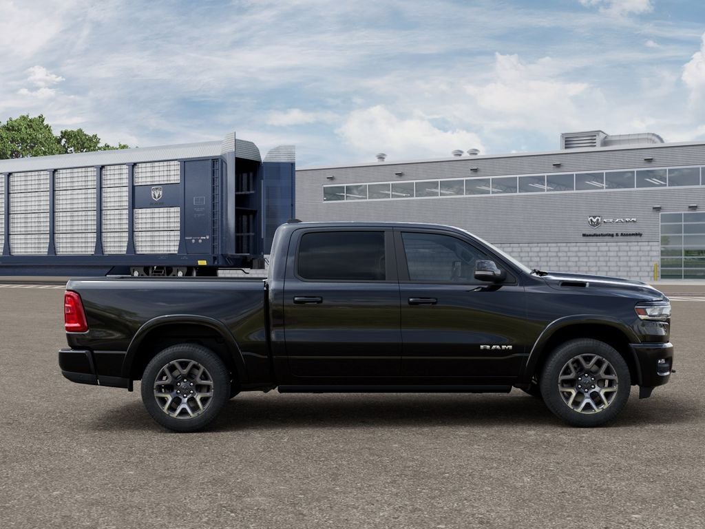 2027 RAM 1500 RAM 1500 LARAMIE CREW CAB 4X4 5'7' BOX