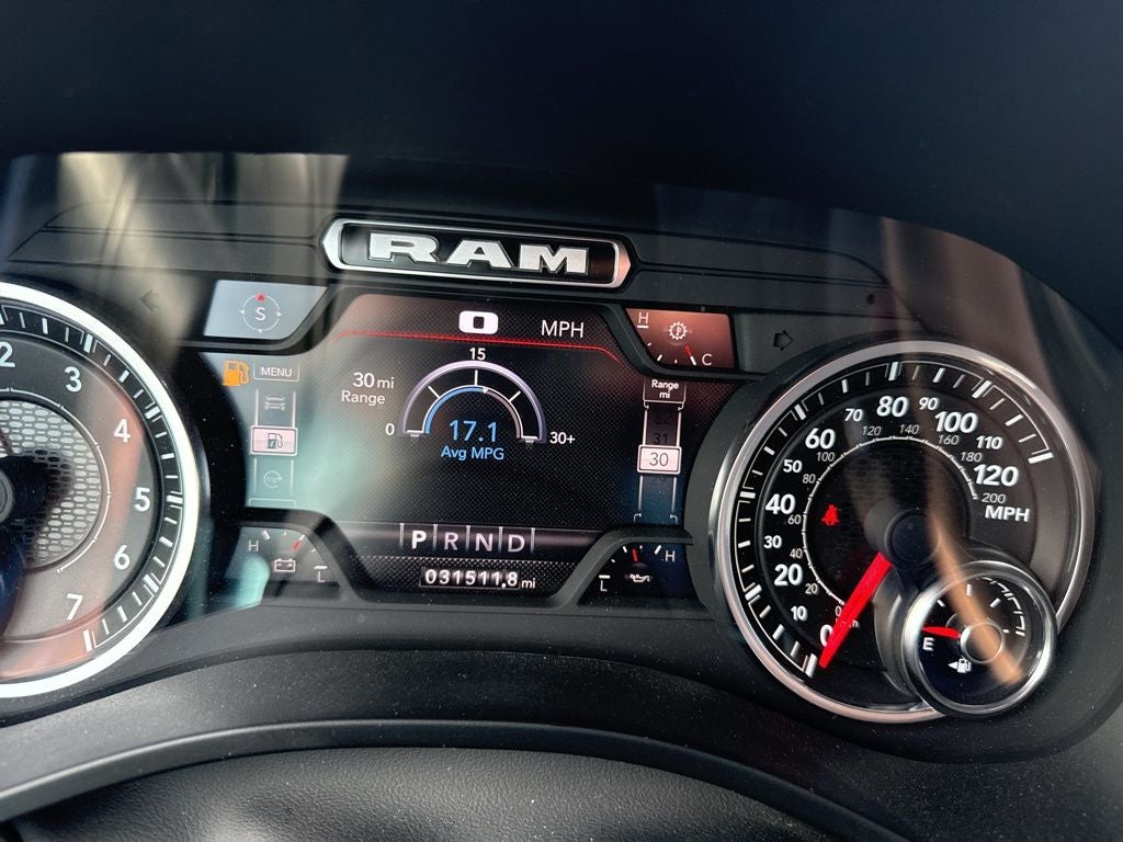 2024 RAM 1500 Laramie Crew Cab 4x4 5'7' Box