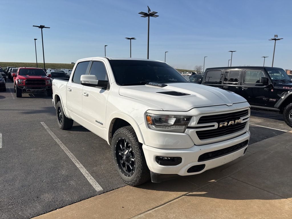 2022 RAM 1500 Laramie Crew Cab 4x4 5'7' Box
