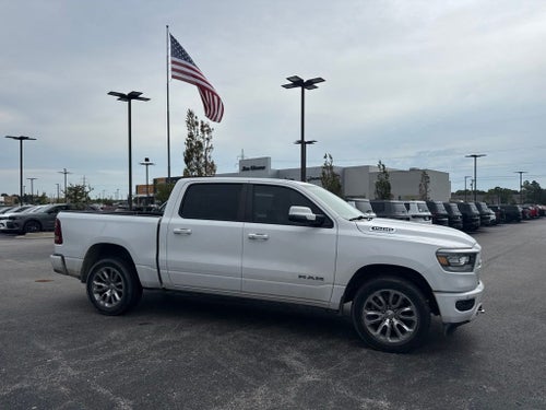 2023 RAM 1500 Laramie Crew Cab 4x4 5'7' Box