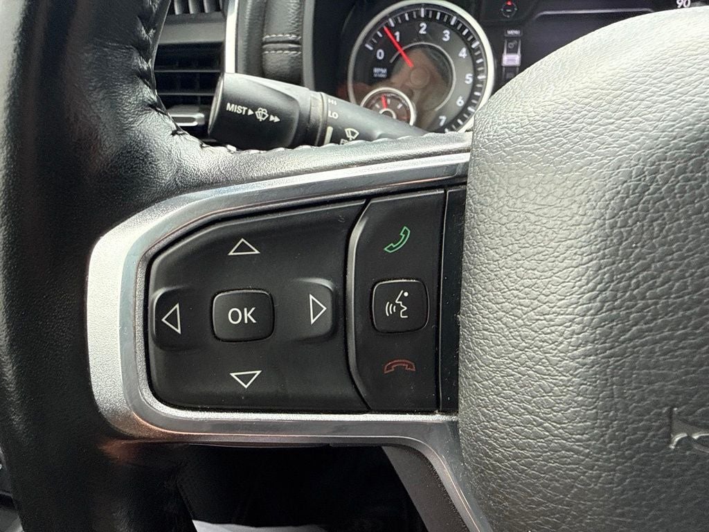 2023 RAM 1500 Laramie Crew Cab 4x4 5'7' Box